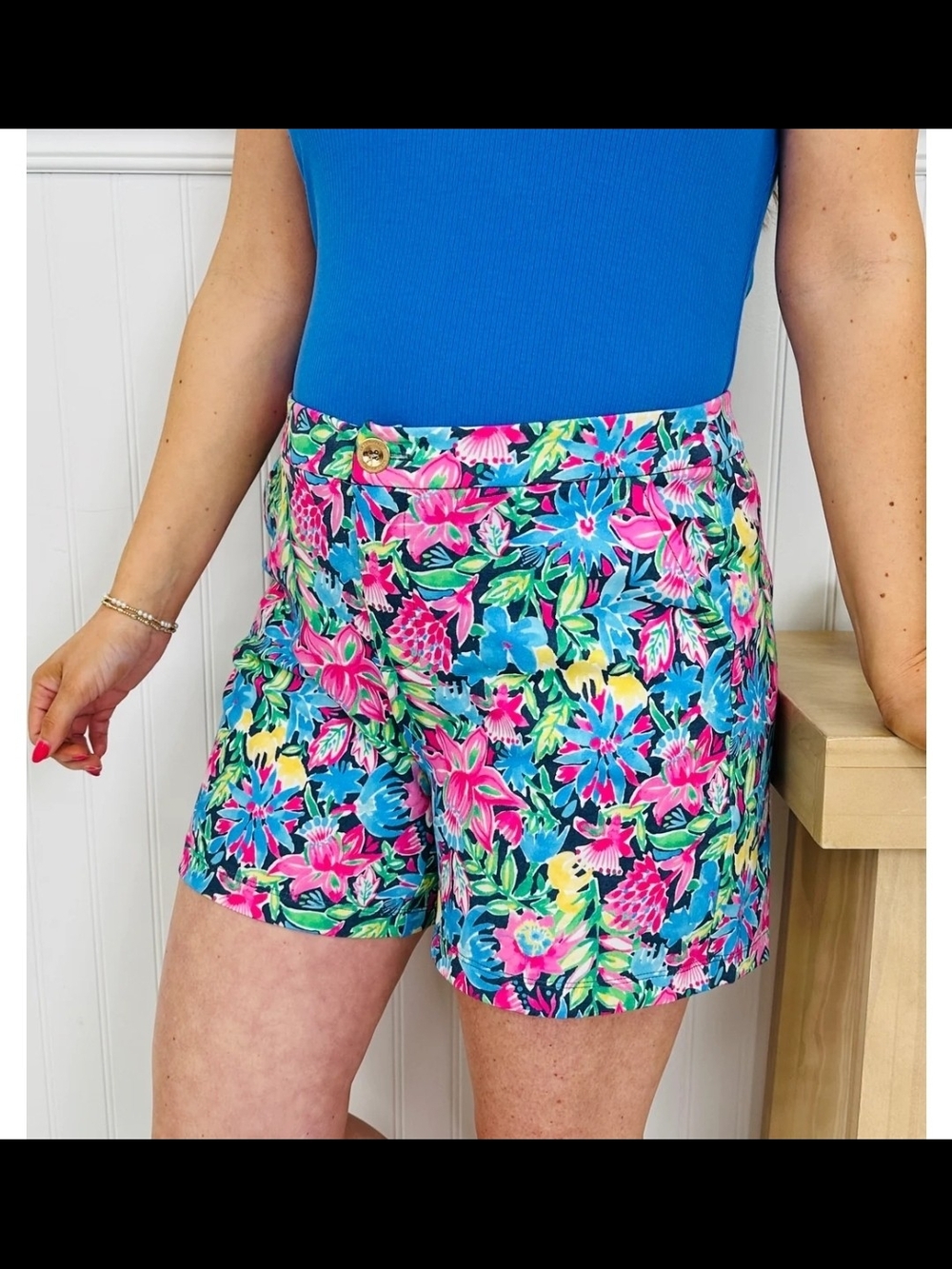 Tropical Floral Shorts in Pink, Blue & Green L or M Available - Picture 7 of 8